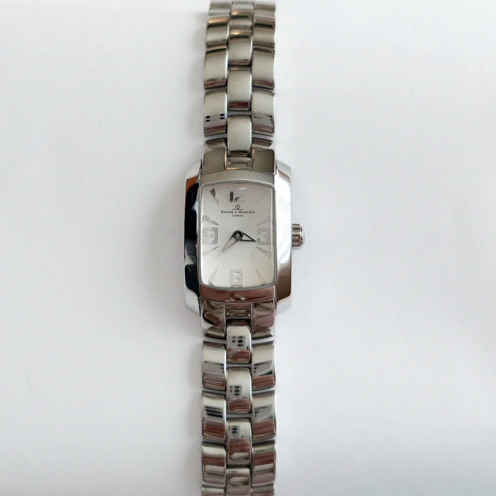 NEW NEVER WORN AUTHENTIC BAUME & MERCIER HAMPTON MILLEIS MINI MOA08141